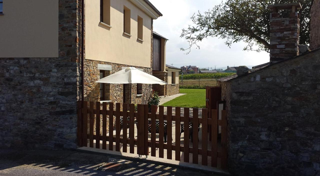 טאפיה דה קסרייגו Apartamentos Rurales Casanova מראה חיצוני תמונה